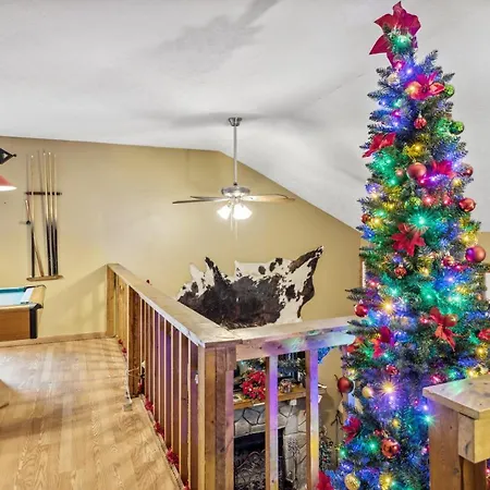 Bearfootin' Holiday Home